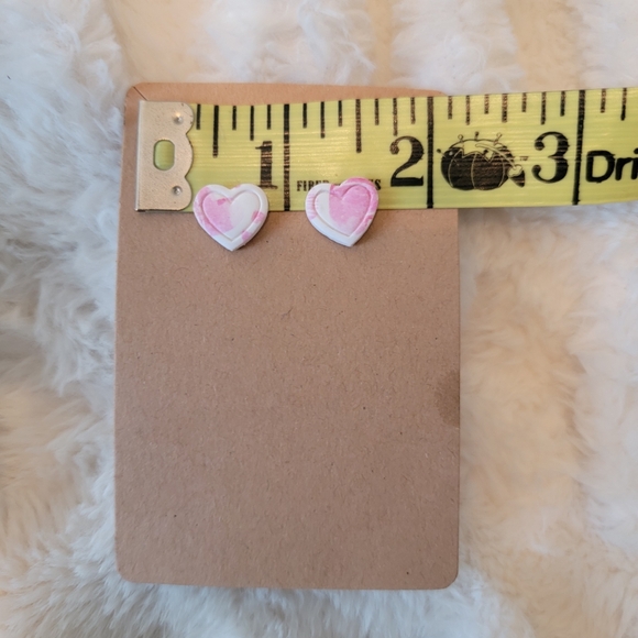 Pink and White Heart Earrings - Picture 3 of 3